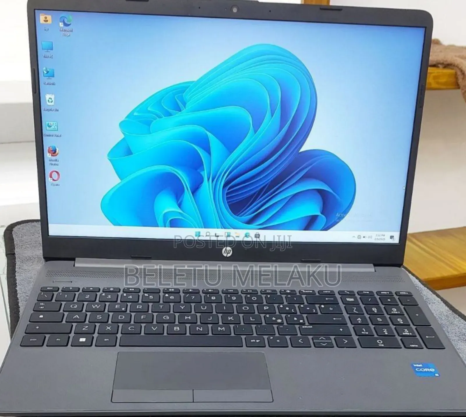 New Laptop HP 250 G8 16GB Intel Core I5 HDD 1T