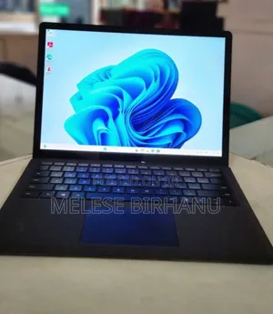 New Laptop Microsoft Surface 16GB Intel Core I7 SSD 512GB