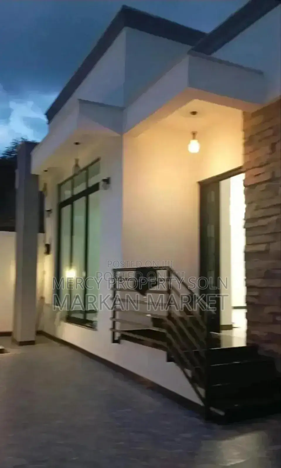 Furnished 5bdrm Villa in Bole for sale