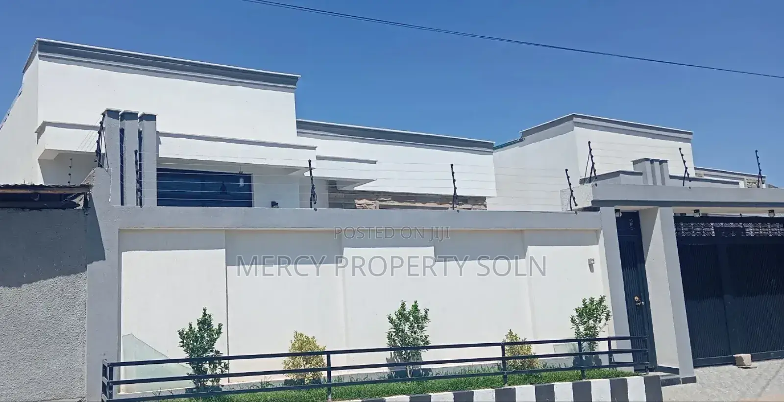 Furnished 5bdrm Villa in Bole for sale