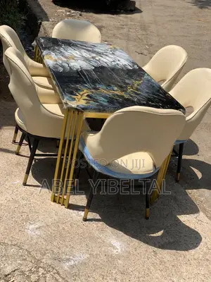 ኢፖክሲ የሆኑ ውበት እና ጥራትን በአንድ ላይ የያዙ ባለ ስድስት መቀመጫ የመመገቢያ ጠረጼዛ