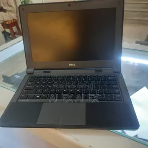 New Laptop Dell XPS 15 4GB Intel Core 2 Quad HDD+SSD 500GB