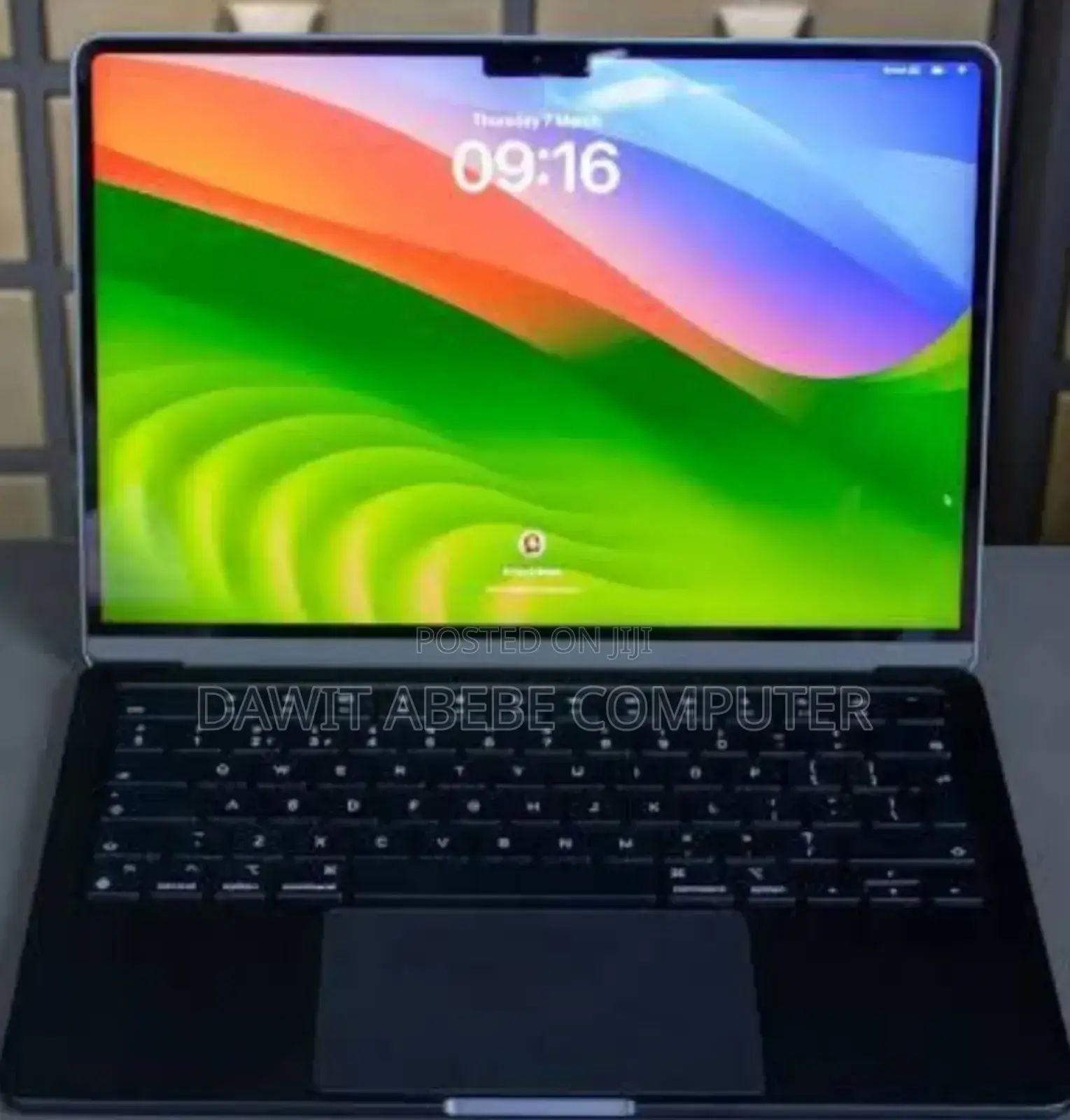 New Apple MacBook Air 2024 M3 15-Inch 8GB Intel Core I5 SSD 256GB