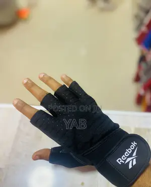 Photo - Reebok Premium Gym Gloves