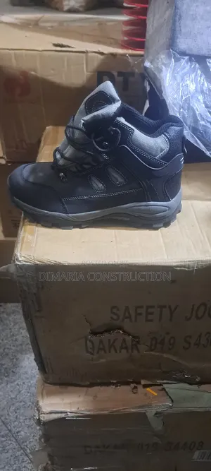 High Profile Safety Shoes