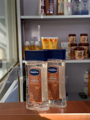 Photo - Vaseline Cocoa Radiant Body Oil