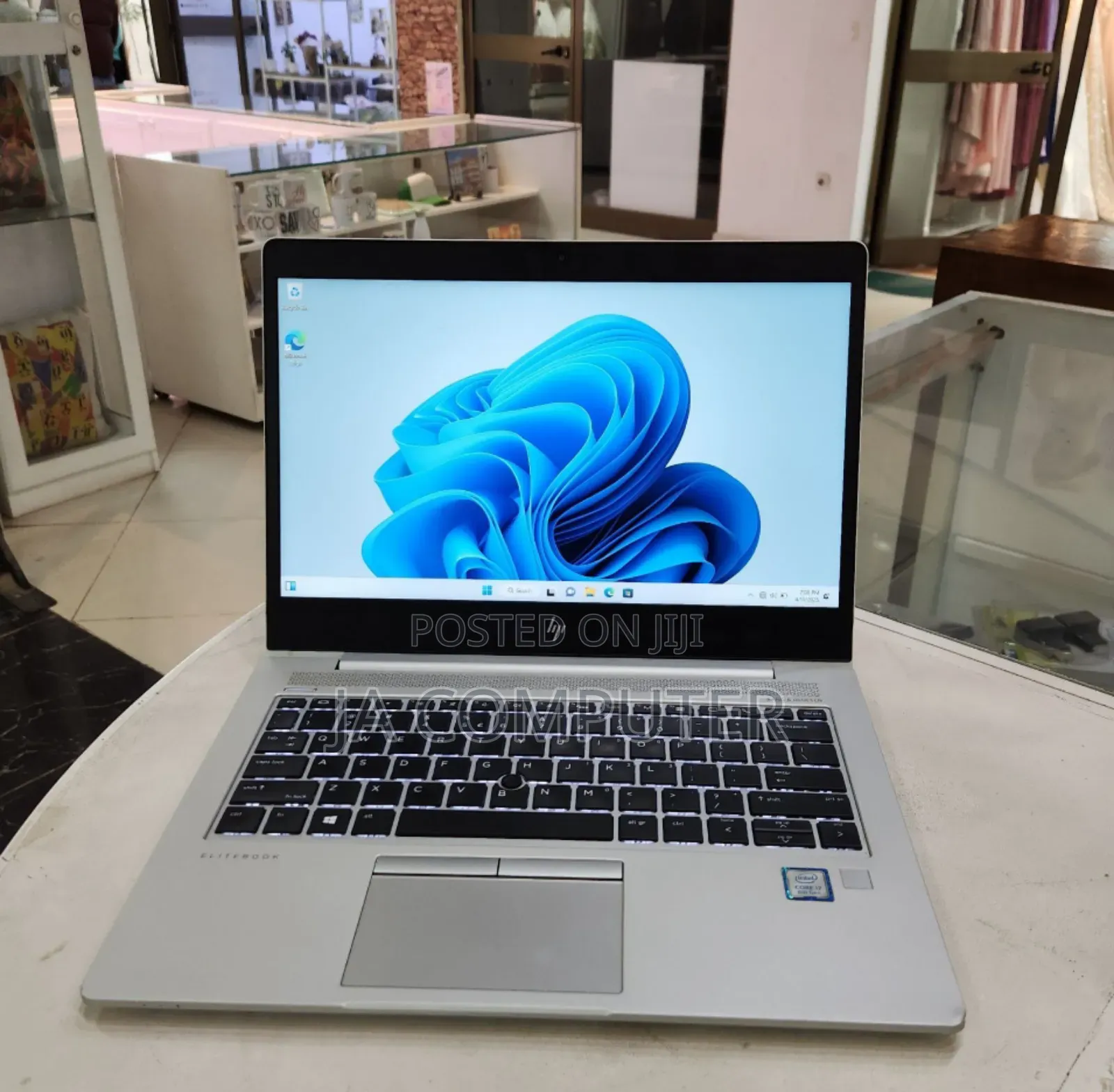 New Laptop HP EliteBook 830 G5 16GB Intel Core I7 SSD 512GB