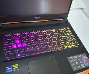 New Laptop MSI Pulse GL66 16GB Intel Core I9 SSD 1T