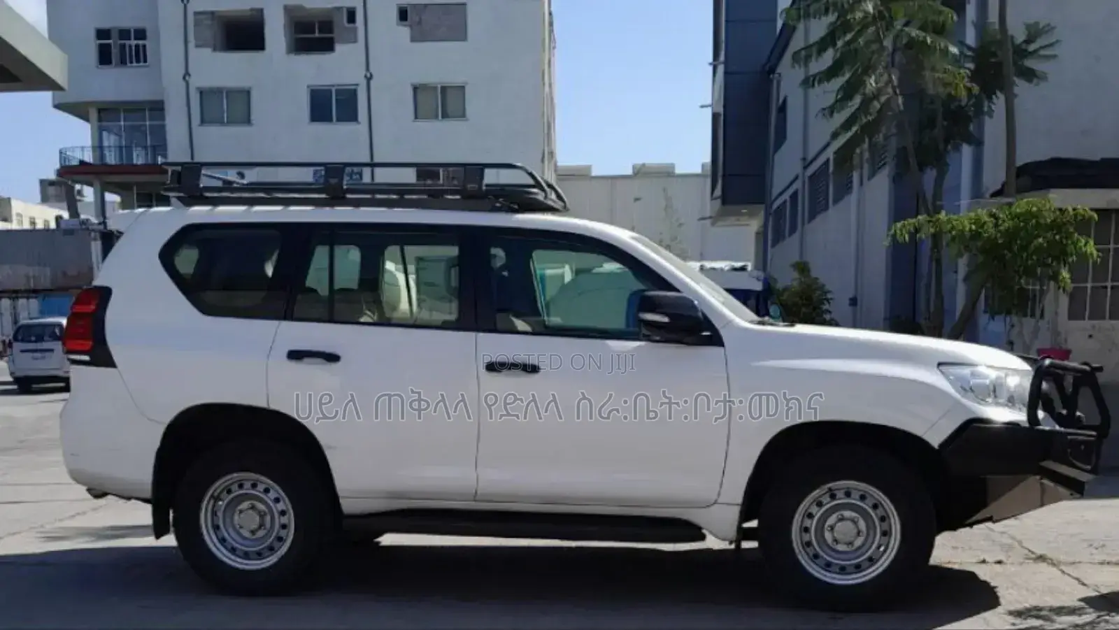 Toyota Land Cruiser Prado 2017 White
