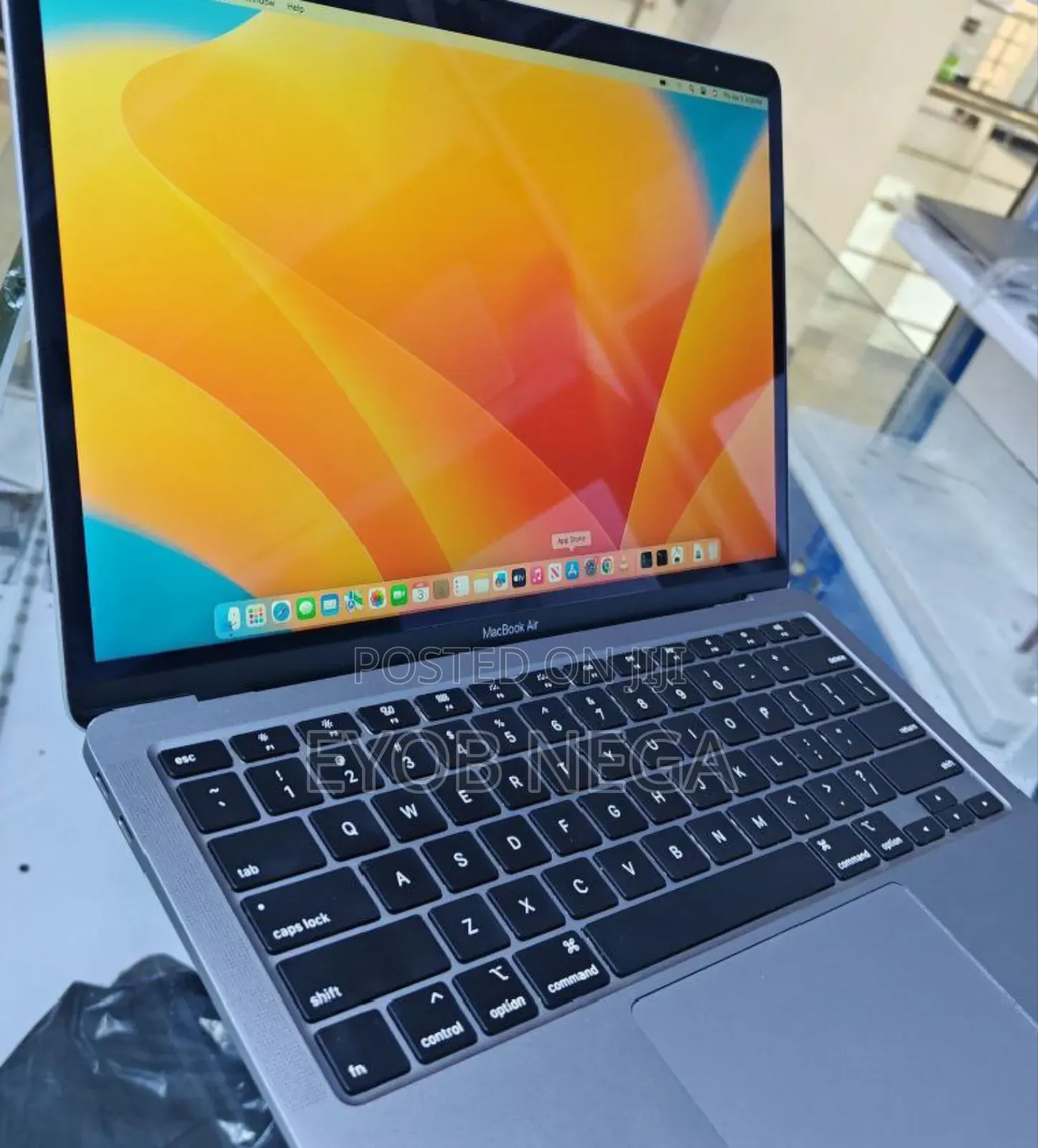 Laptop Apple MacBook Air 2020 8GB Intel Core I5 SSD 256GB