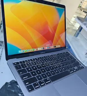Photo - Laptop Apple MacBook Air 2020 8GB Intel Core I5 SSD 256GB