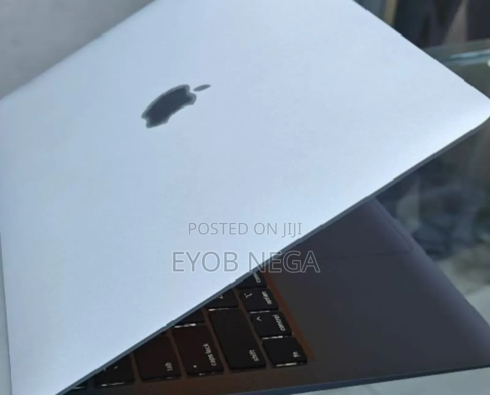 Laptop Apple MacBook Air 2020 8GB Intel Core I5 SSD 256GB