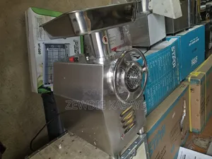 Meat Grinder 22 / 32 -የስጋ መፍጫ ባለ መሪ 22 / 32 ቁጥር