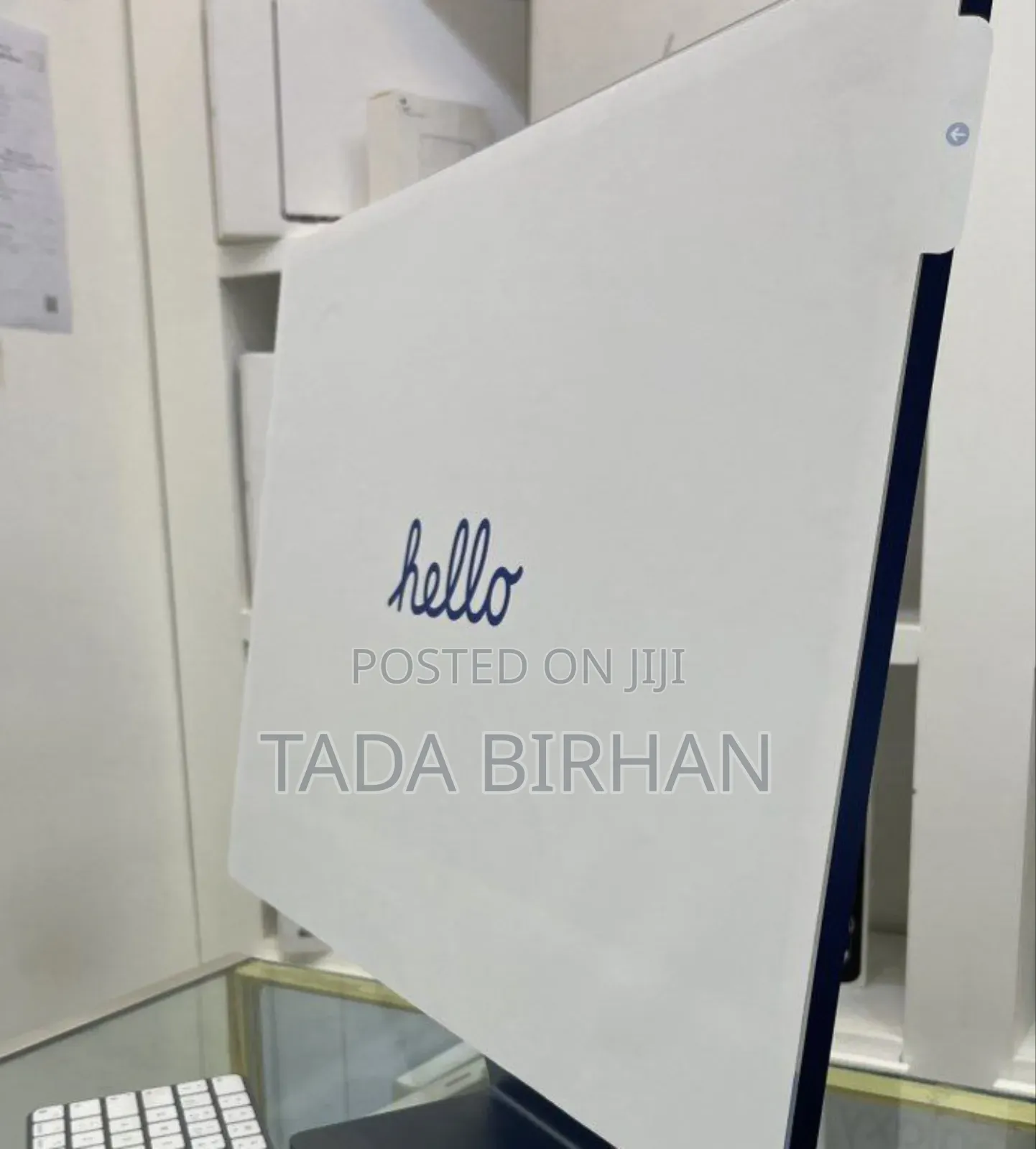 New Desktop Computer Apple iMac 8GB Intel Core M3 SSD 256GB