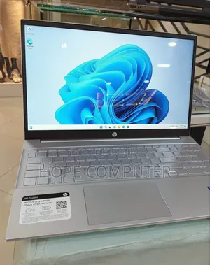 New Laptop HP Pavilion 15 8GB Intel Core I7 SSD 1T