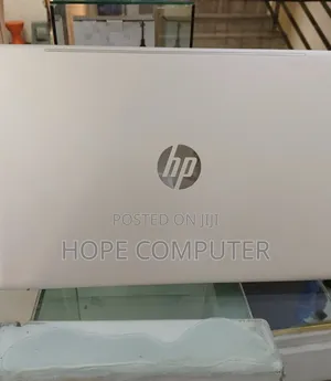 New Laptop HP Pavilion 15 8GB Intel Core I7 SSD 1T