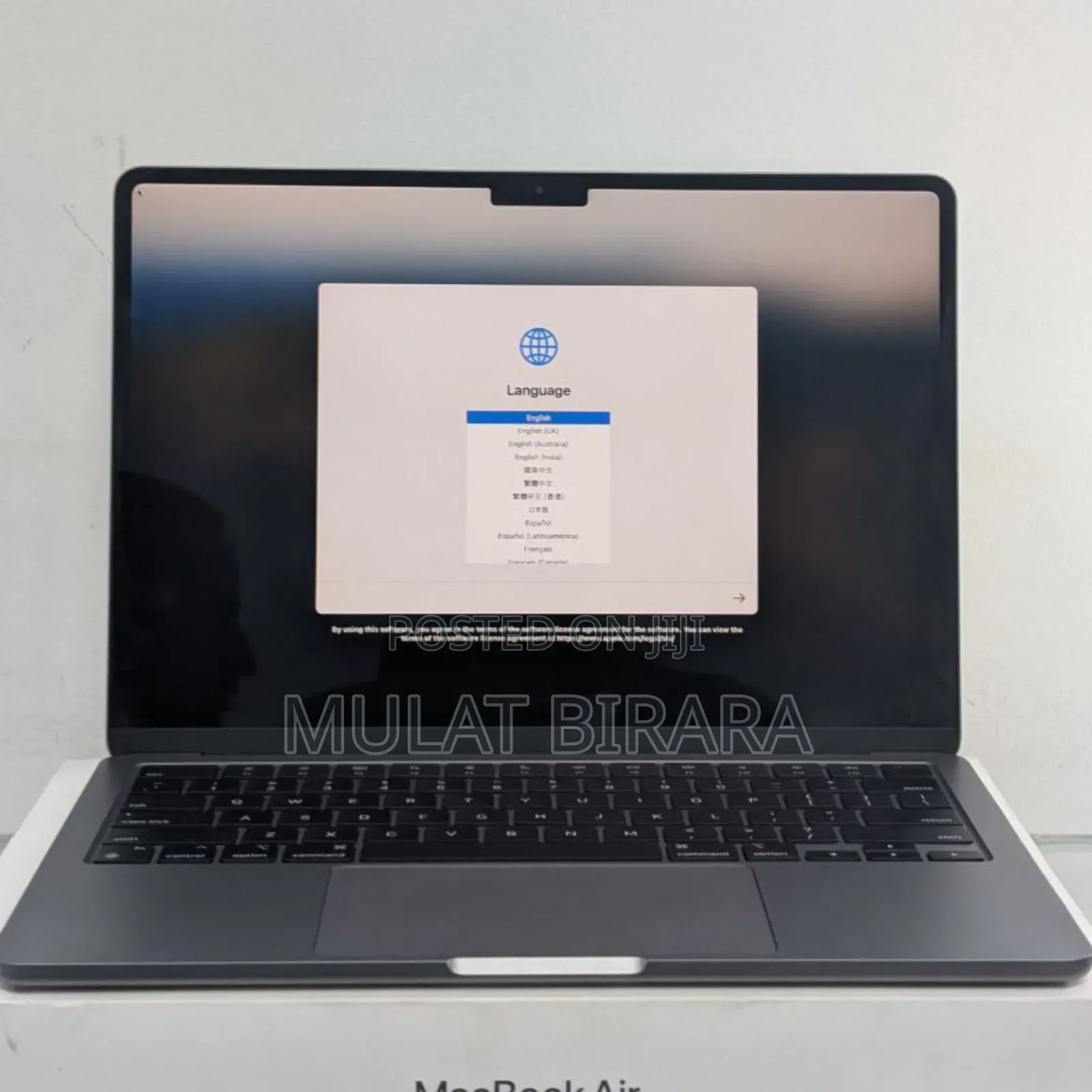 New Laptop Apple MacBook Air 2024 M3 13-Inch 16GB Apple M3 SSD 256GB
