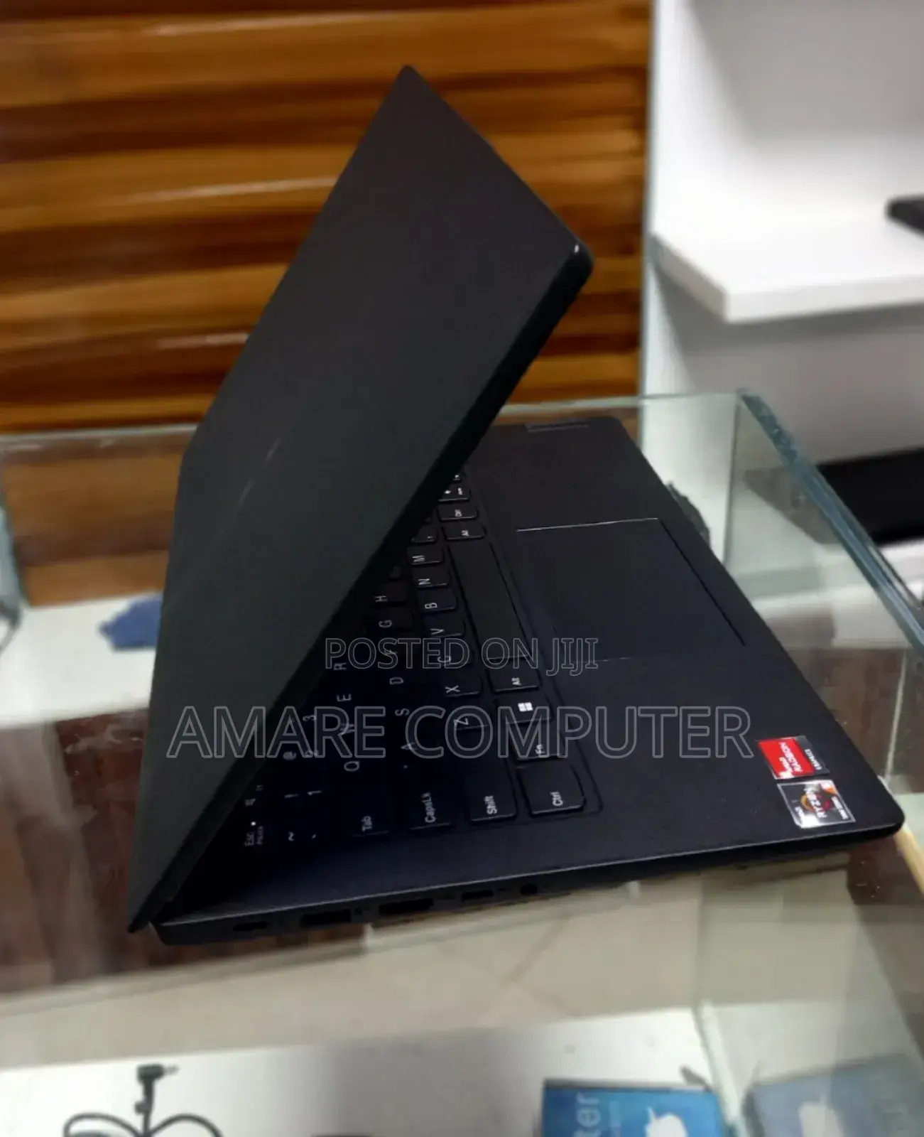 New Laptop Dell 16GB AMD Ryzen 5 SSD 512GB