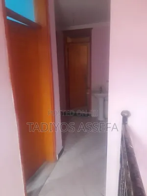 5bdrm Villa in Akaky Kaliti for rent