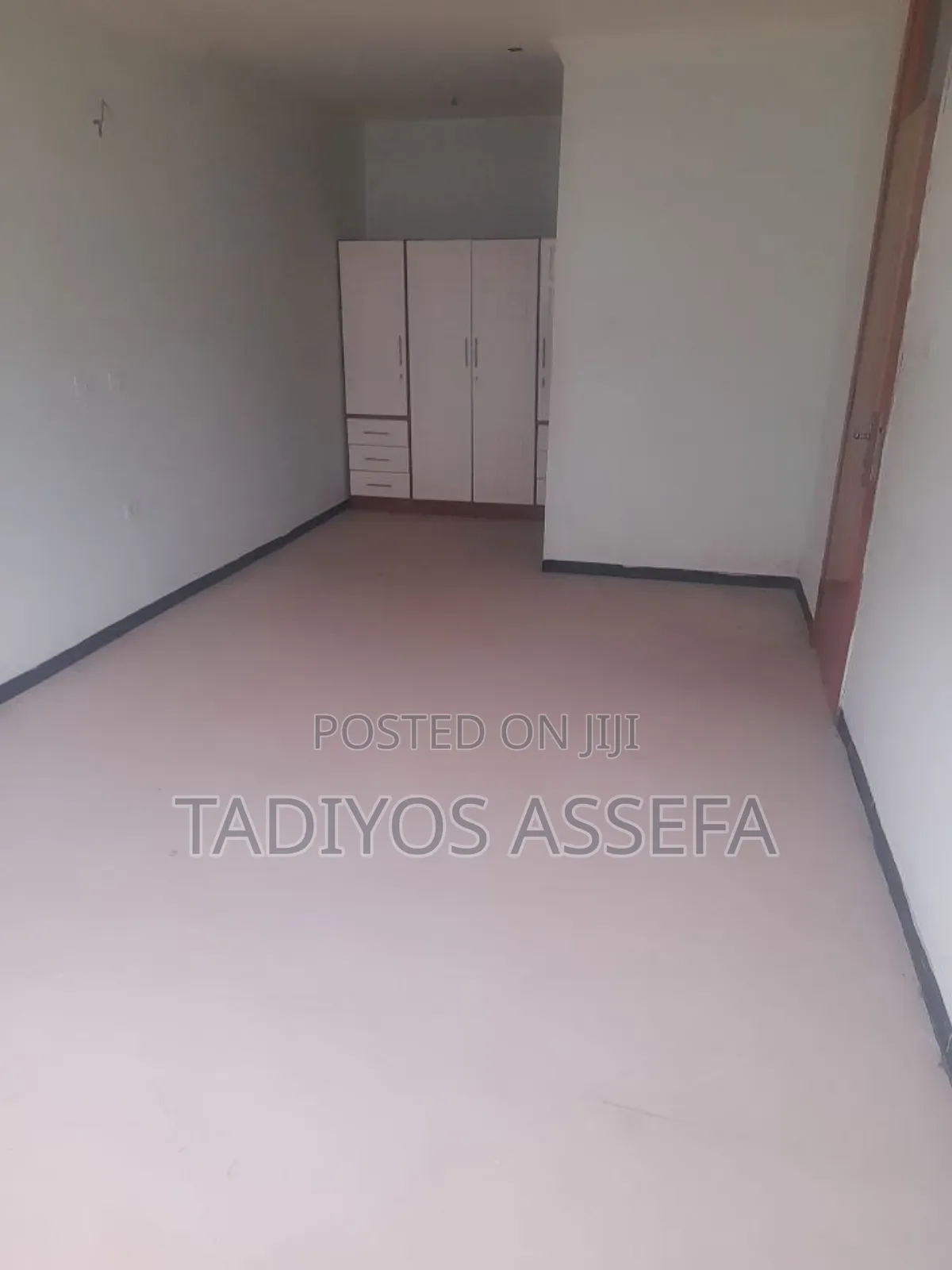 5bdrm Villa in Akaky Kaliti for rent