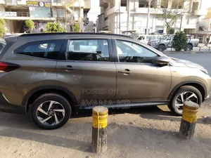 Toyota Rush 2022 Brown