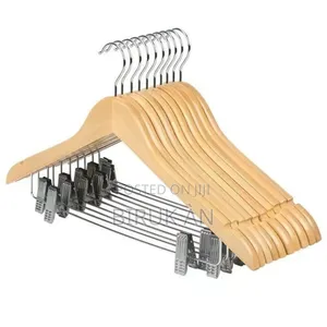 Different Types of Wooden Cloth Hangers