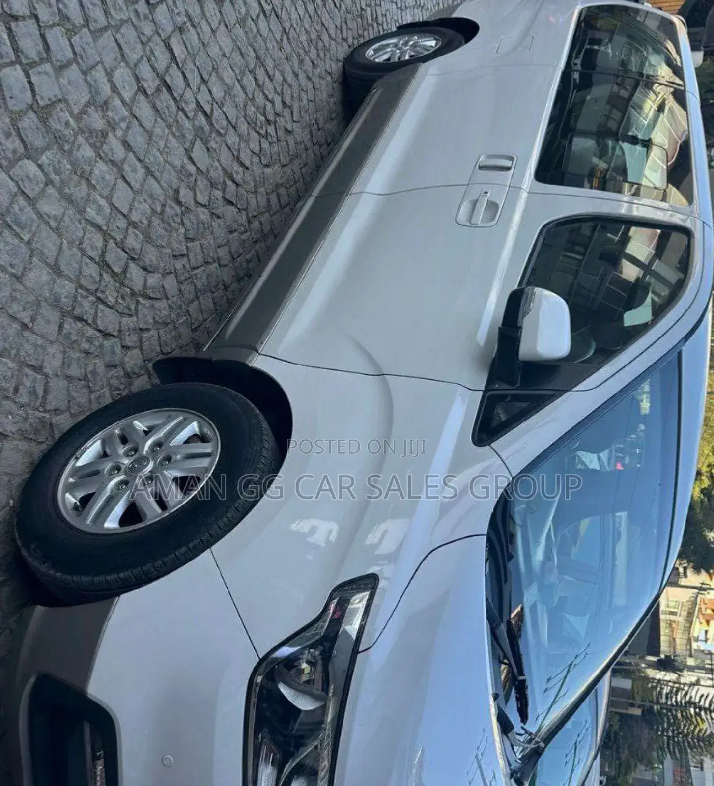 Hyundai H1 2021 White