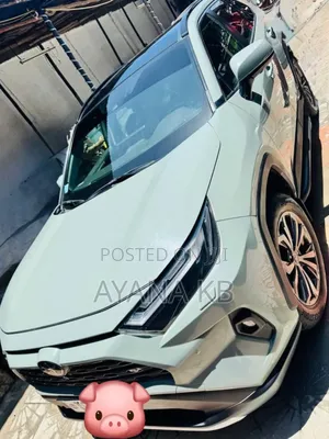 Toyota RAV4 2022 Green