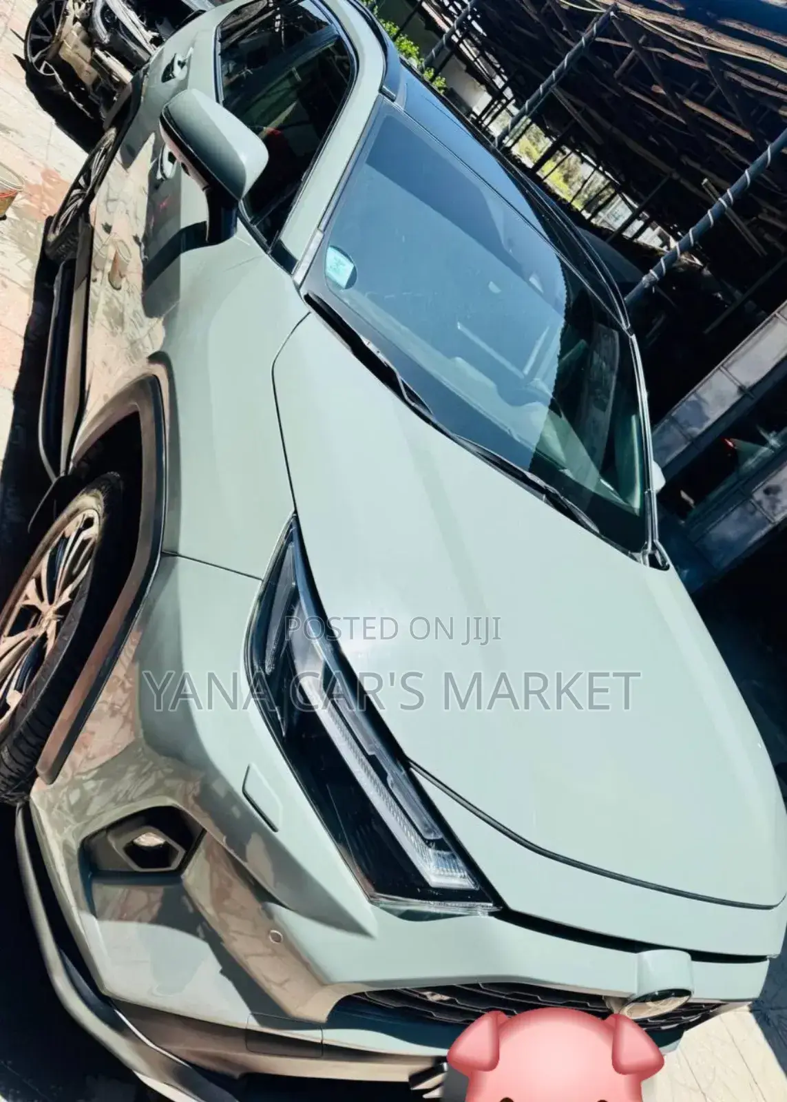 Toyota RAV4 2022 Green