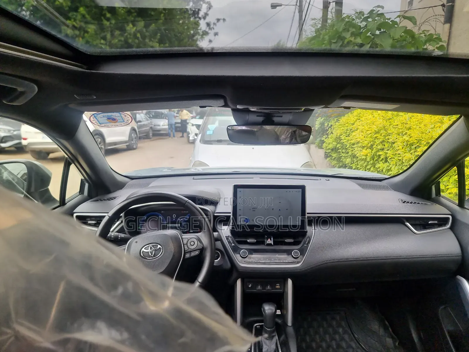 Toyota Corolla Cross Hybrid 2023 Green