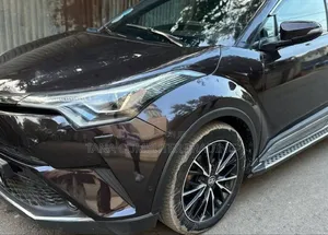 Photo - Toyota C-HR 2021 Black