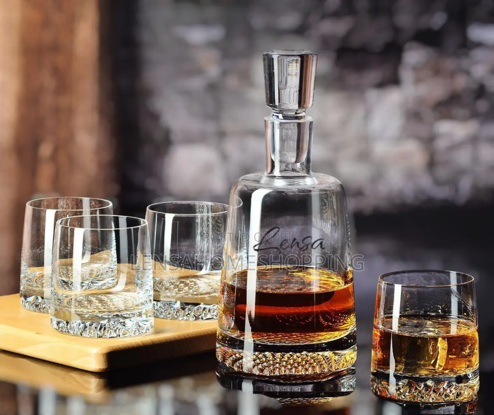 Wisky Decanter With 4 Glasses
