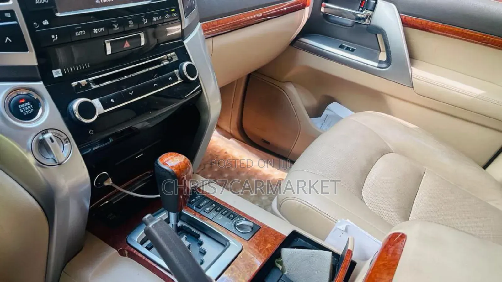 Toyota Land Cruiser 4.5 V8 VXR 2014 Silver