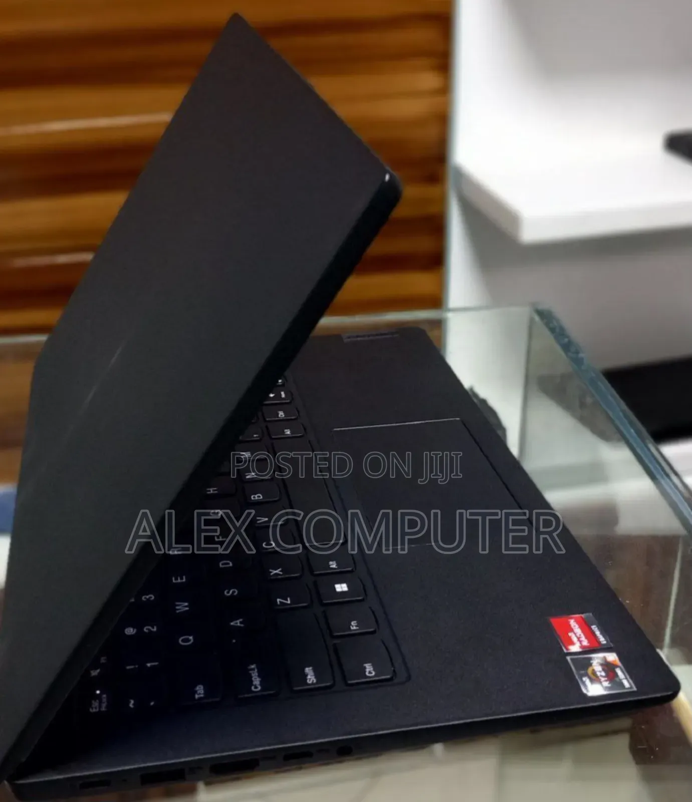 New Laptop Lenovo Ideapad 3 16GB AMD Ryzen 5 SSD 512GB