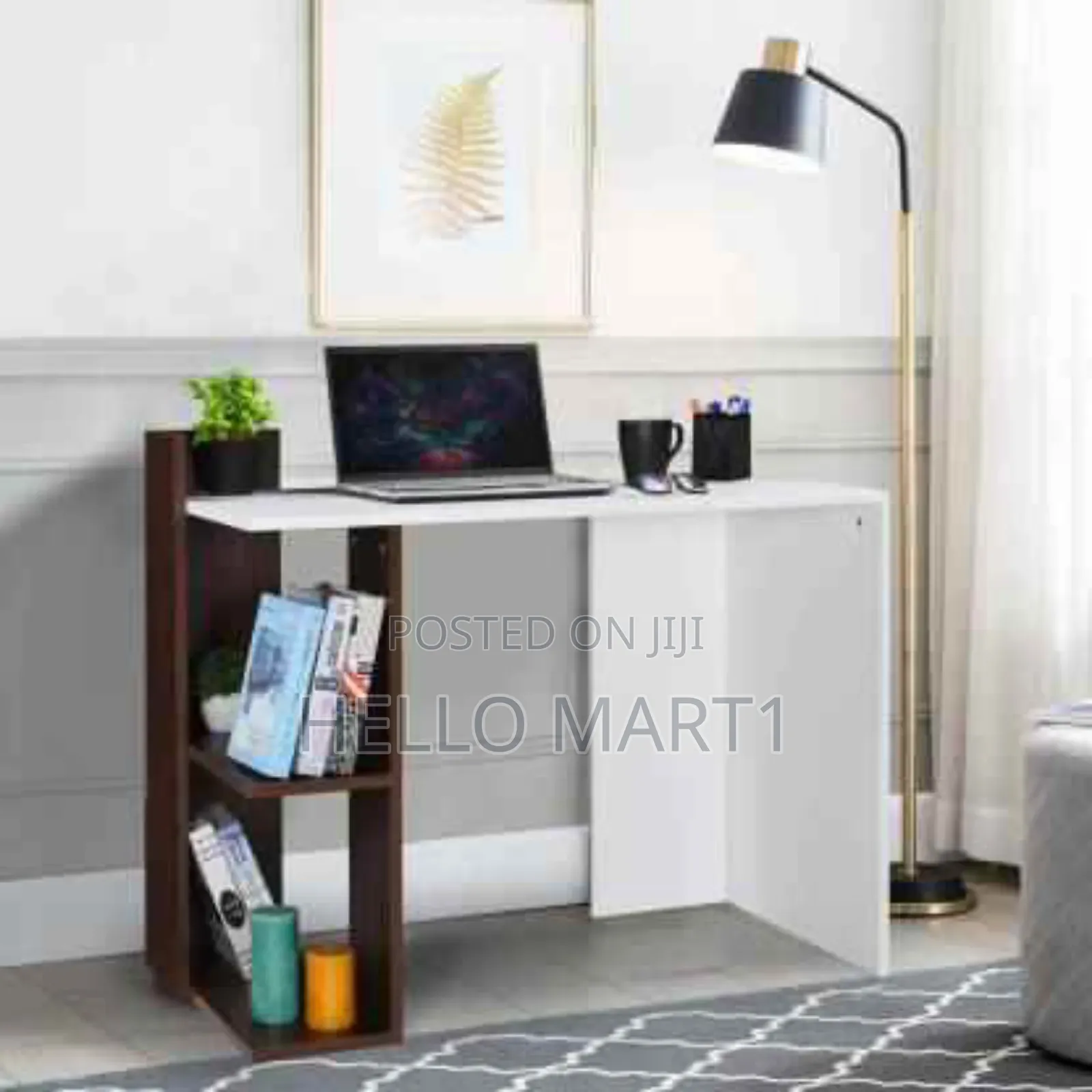 Readng Table Wih Shelf