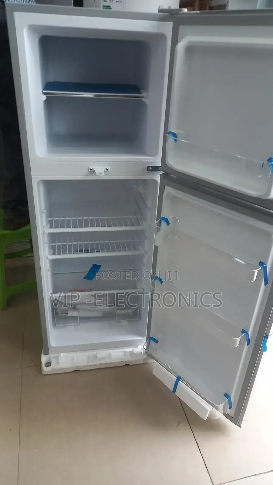 Elegance Refrigerator 202