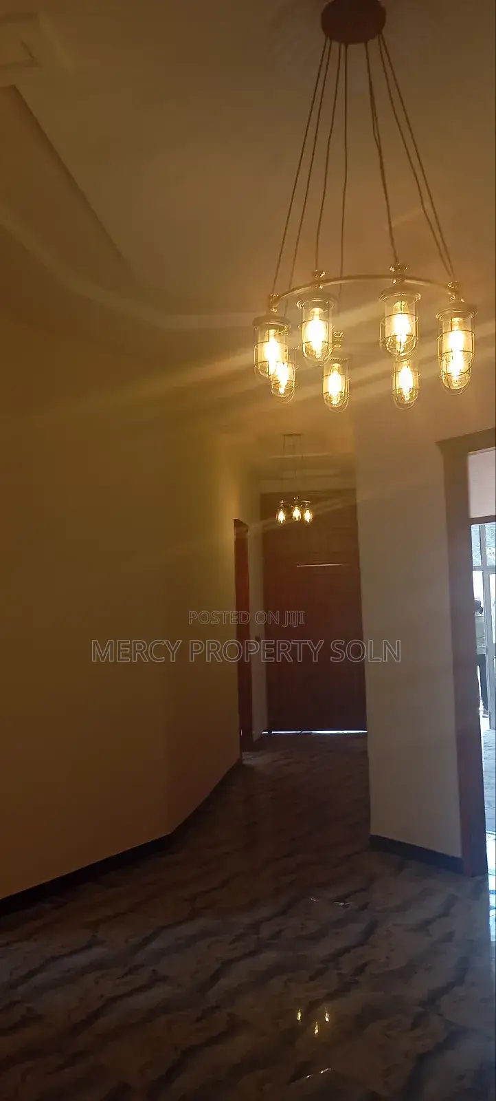 Furnished 6bdrm Villa in Bole for sale