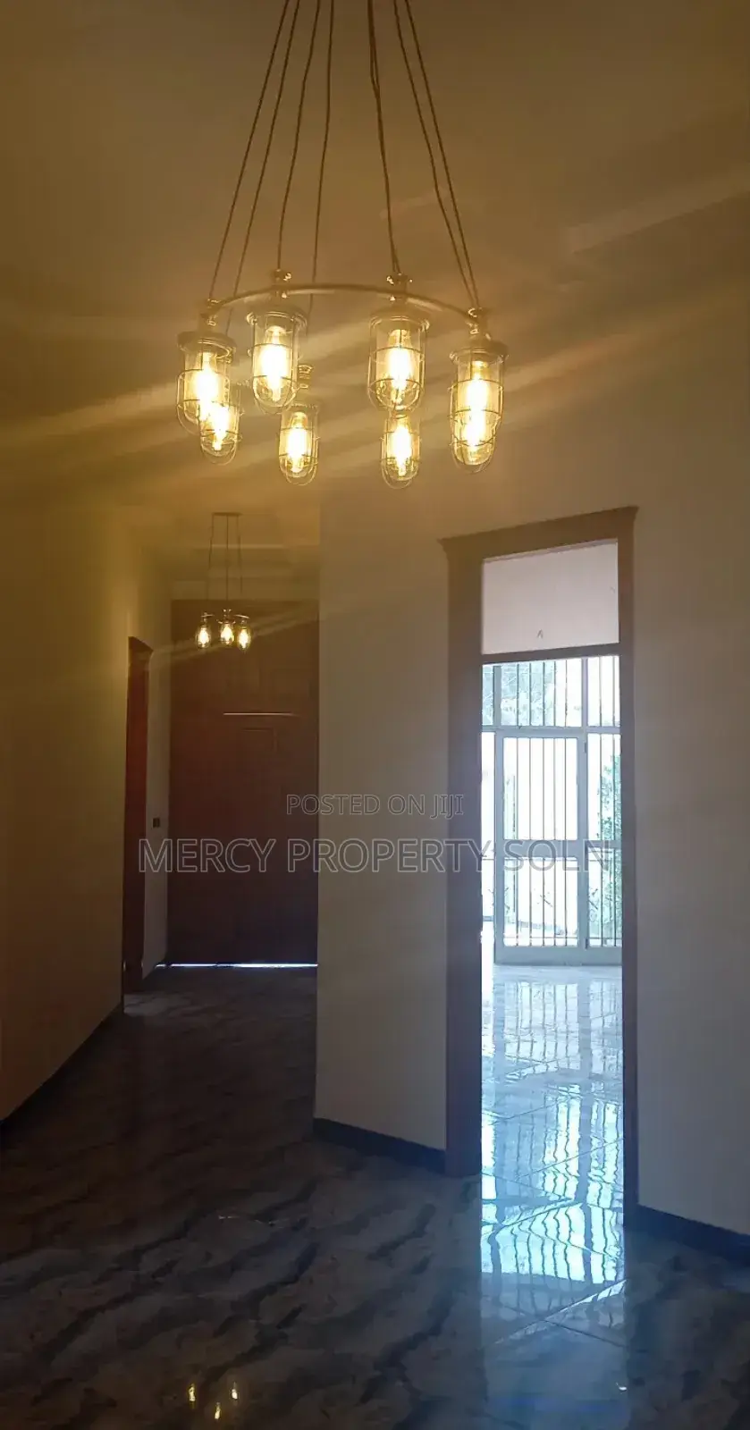 Furnished 6bdrm Villa in Bole for sale