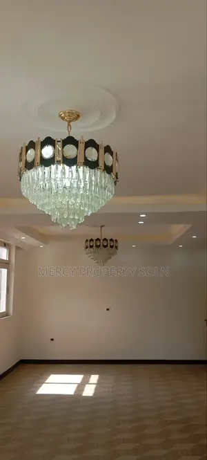 Furnished 7bdrm House in Bole for sale