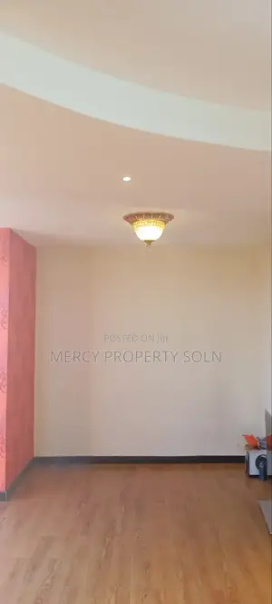 Furnished 7bdrm House in Bole for sale