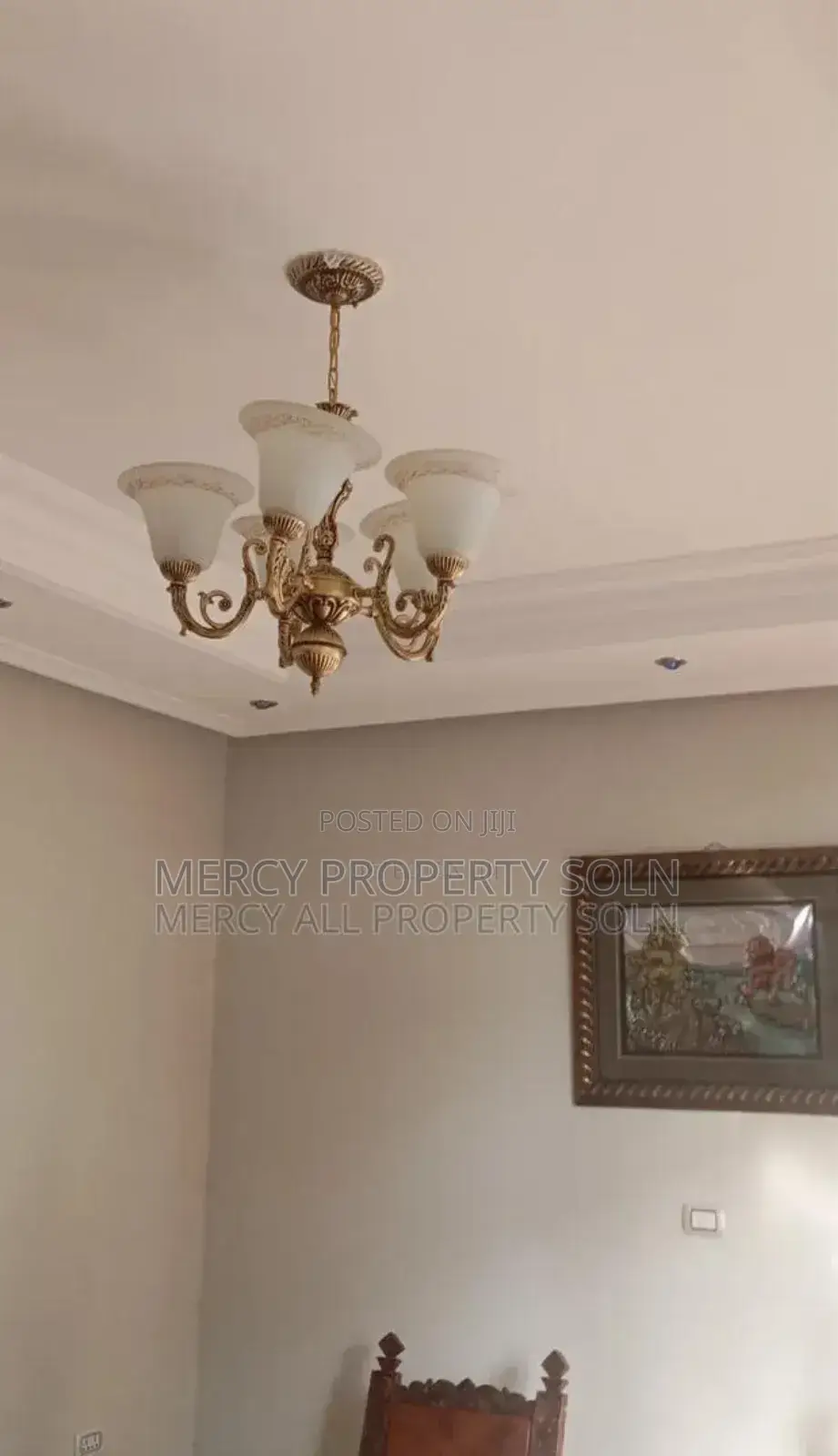 Furnished 7bdrm House in Bole for sale