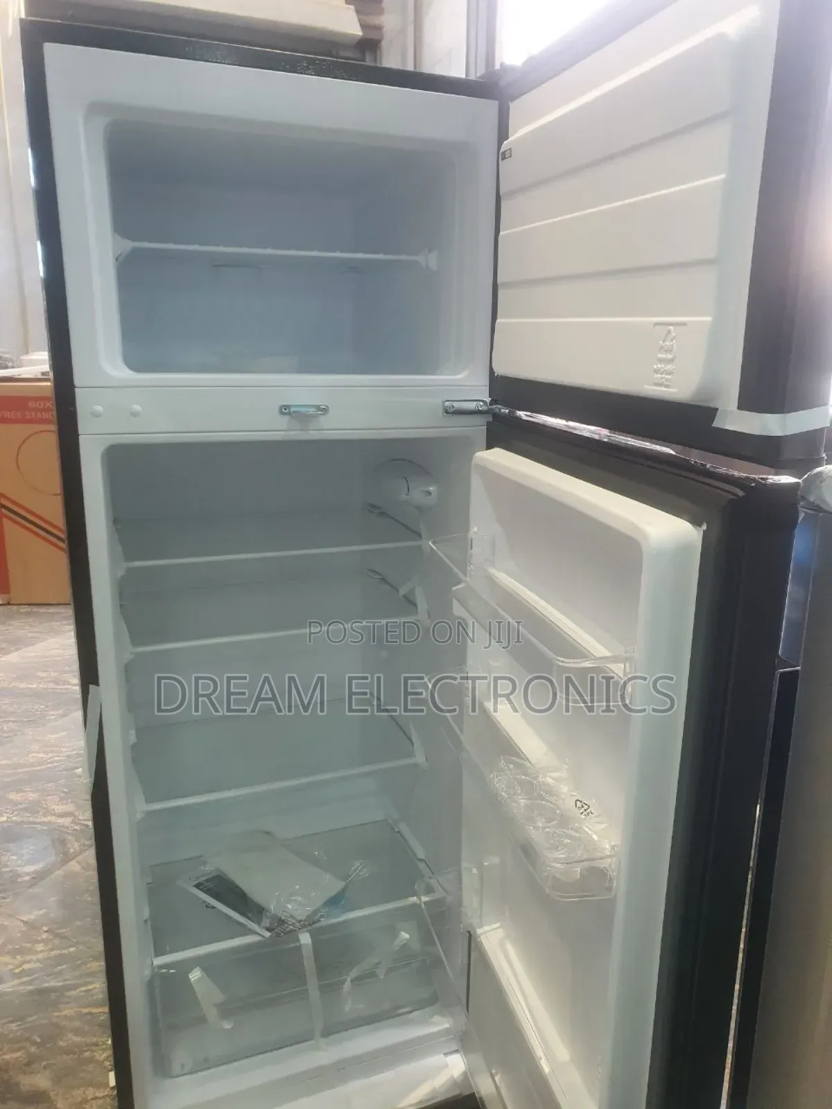Midea Refrigerator 204