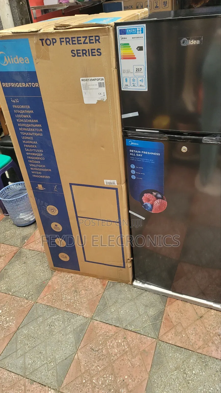 Midea 294 L Refrigerator