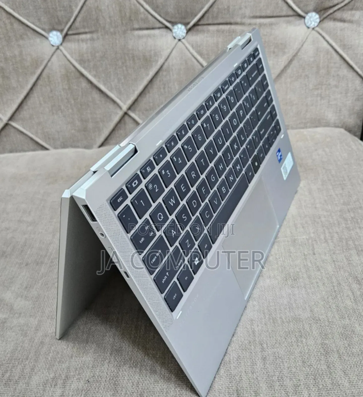 New Laptop HP EliteBook 1040 G8 16GB Intel Core I7 SSD 512GB