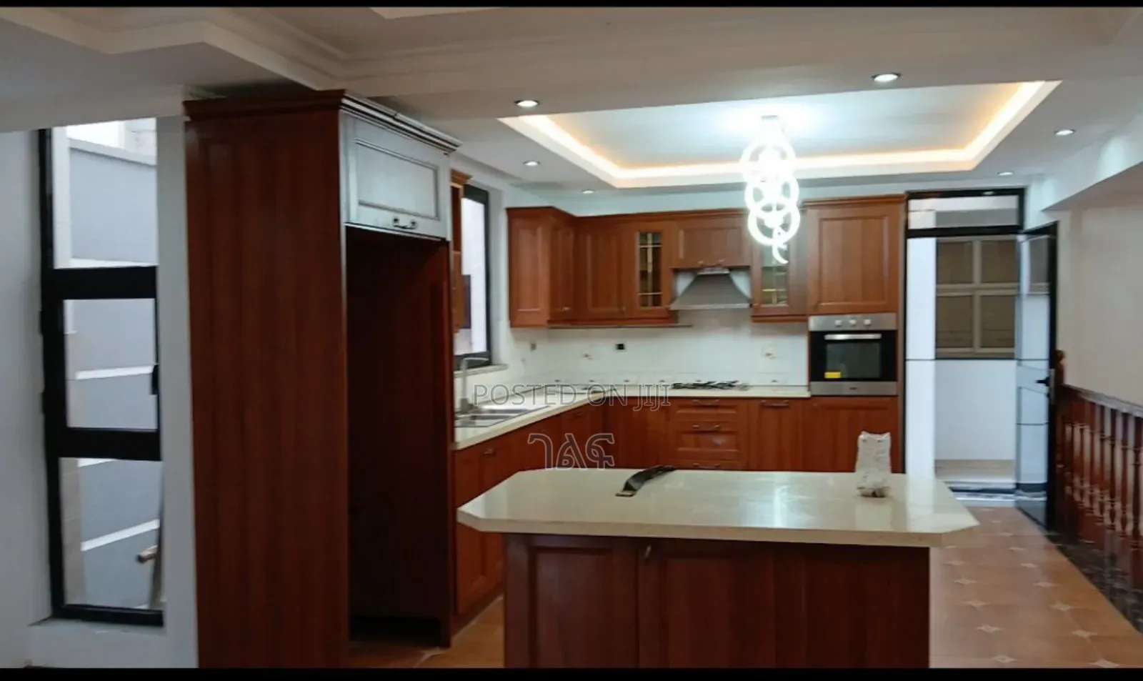 7bdrm House in የግል ቅንጡ ቪላ አያት ሽያጭ, Bole for sale