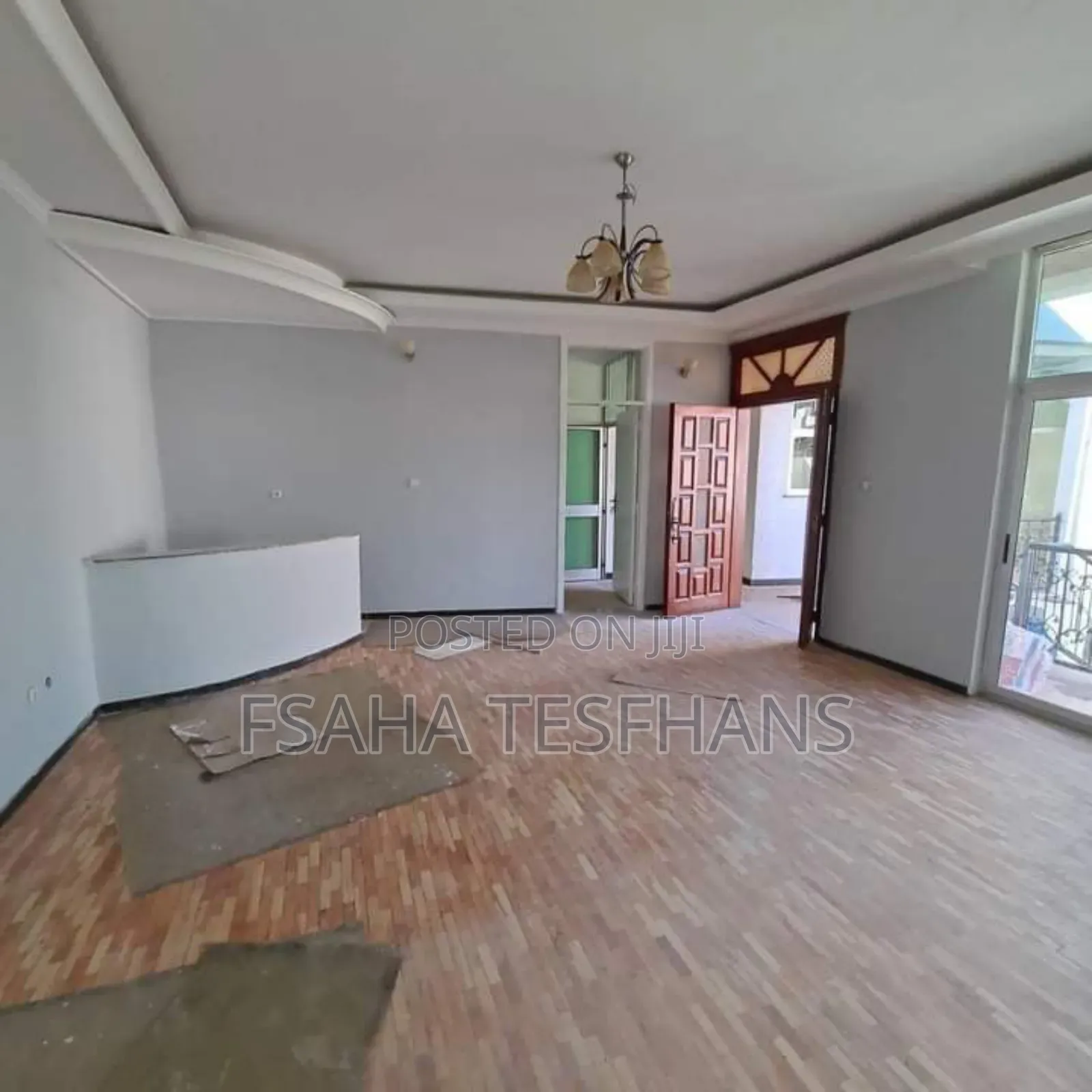 4bdrm House in House, Bole for rent