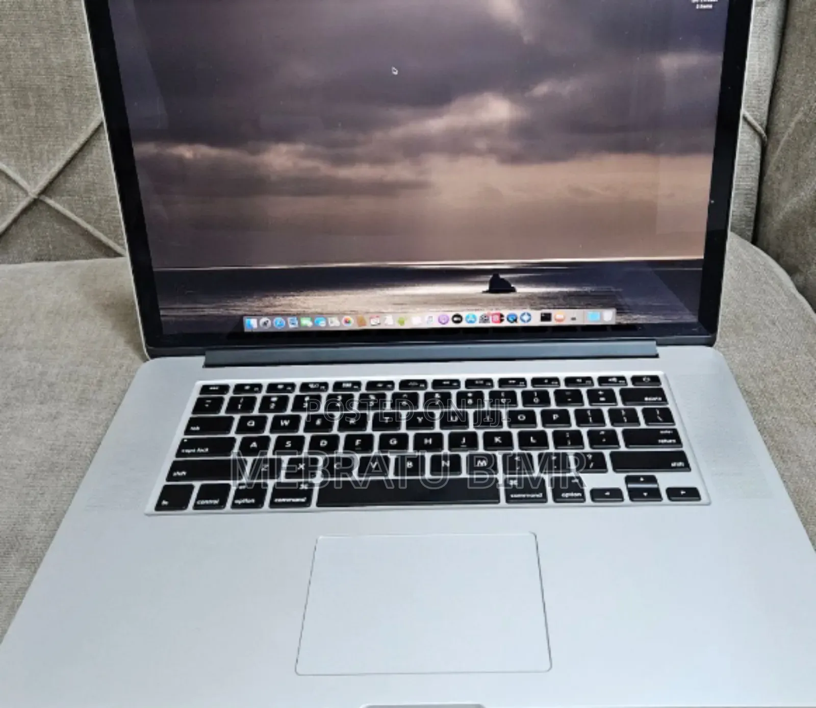 New Laptop Apple MacBook Pro 2015 16GB Intel Core I7 SSD 512GB