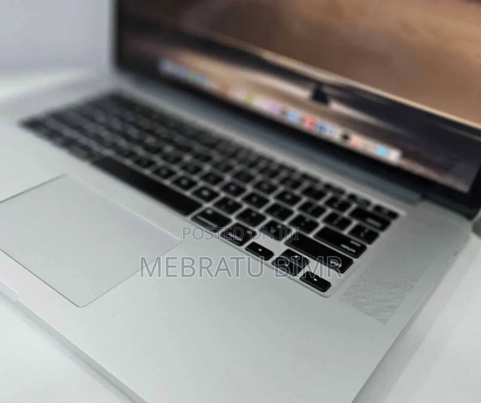 New Laptop Apple MacBook Pro 2015 16GB Intel Core I7 SSD 512GB