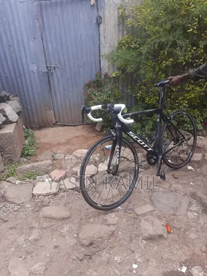 Scott Full-Carbon Bike