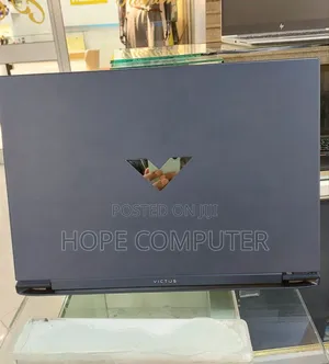 New Laptop HP Victus 16 16GB AMD Ryzen 7 SSD 1T